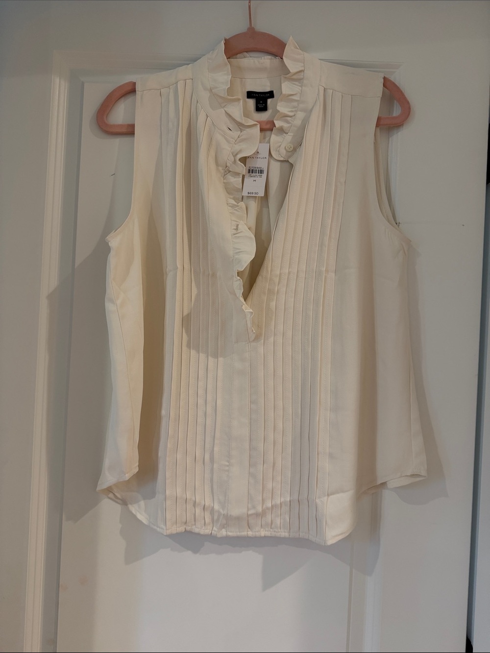 Ann Taylor Cream Ruffle Pintuck Sleeveless Blouse